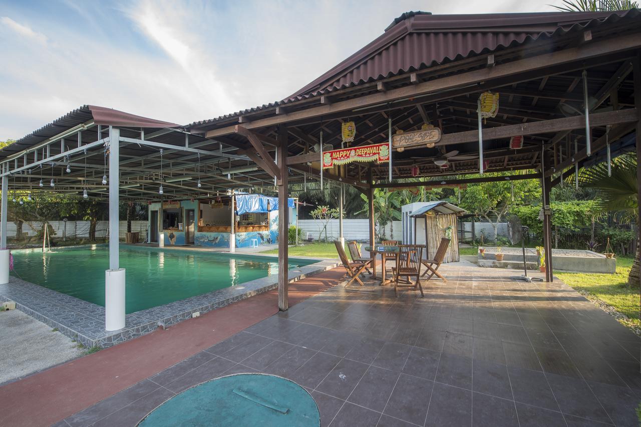 辛纳艾克度假村 Kampong Bukit Panjang 外观 照片